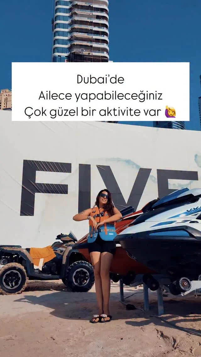 Dubai’de asla keyif almadım… demeyeceğiniz #jetcar ve #jetski deneyimi sizi bekliyor. Ailece ya da arkadaşlarınızla birlikte denizin tadını çıkarırken atacağınız çığlıklar, çekileceğiniz muhteşem fotoğraflarla bu anı unutmayacaksınız.  
📍İster JBR ve Marina’nın ihtişamlı manzarasında, ister Burj Al Arab ya da Atlantis hotelin önünde... ⏱️ 20, 30 ya da 60 dakikalık paketlerimizden size en uygun olanı seçin, lüksle eğlenceyi bir araya getirin.  Tek kişi, 2 ve ya 4 kişiye kadar jetcar deneyimleyebilirsiniz.  
Eğer şu an Dubai’deyseniz ya da yakın zamanda gelmeyi planlıyorsanız, Dubai Hayalim’in kaliteli tur ve aktivitelerin bulunduğu kataloğumuza göz atmanı isteriz. 
💬 Yorumlara sadece “dubaihayalim” yazmanız yeterli. Sizin için fiyatları ve detaylarıyla hazırladığımız özel aktivite & tur kataloğunu ücretsiz gönderelim.
 Unutmayın: 📌 “Kalite, asla pahalı değildir.’’   #dubaihayalim #dubai #dubailüks #dubaijetski #jetcar #dubaivize #dubaivizesi #dubaituru #tatil #deneyim #fyp